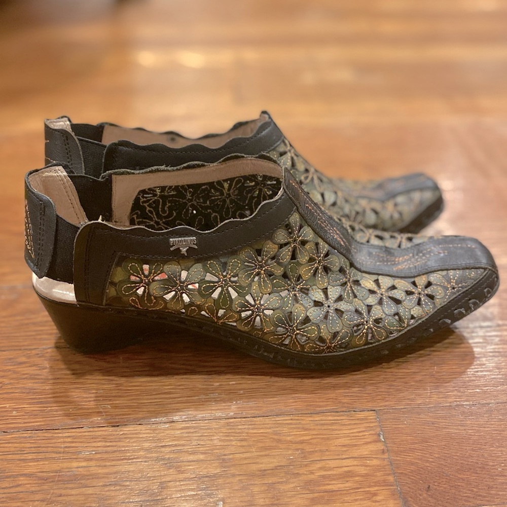 Pikolinos shoes